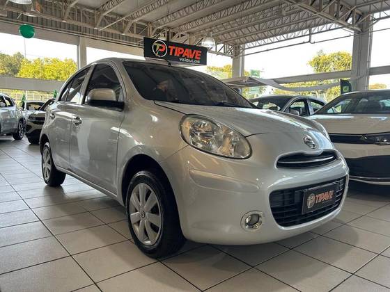NISSAN MARCH 1.0 16V FLEX 4P MANUAL NISSAN MARCH 1.0 16V FLEX 4P MANUAL